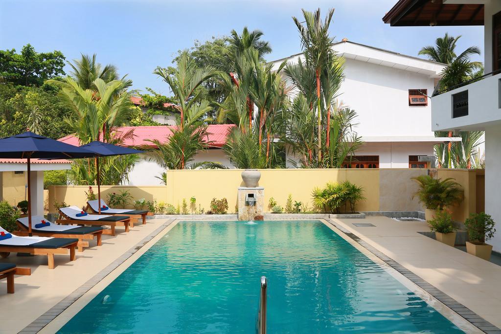 Sky And Sand Guesthouse Beruwala Exterior foto