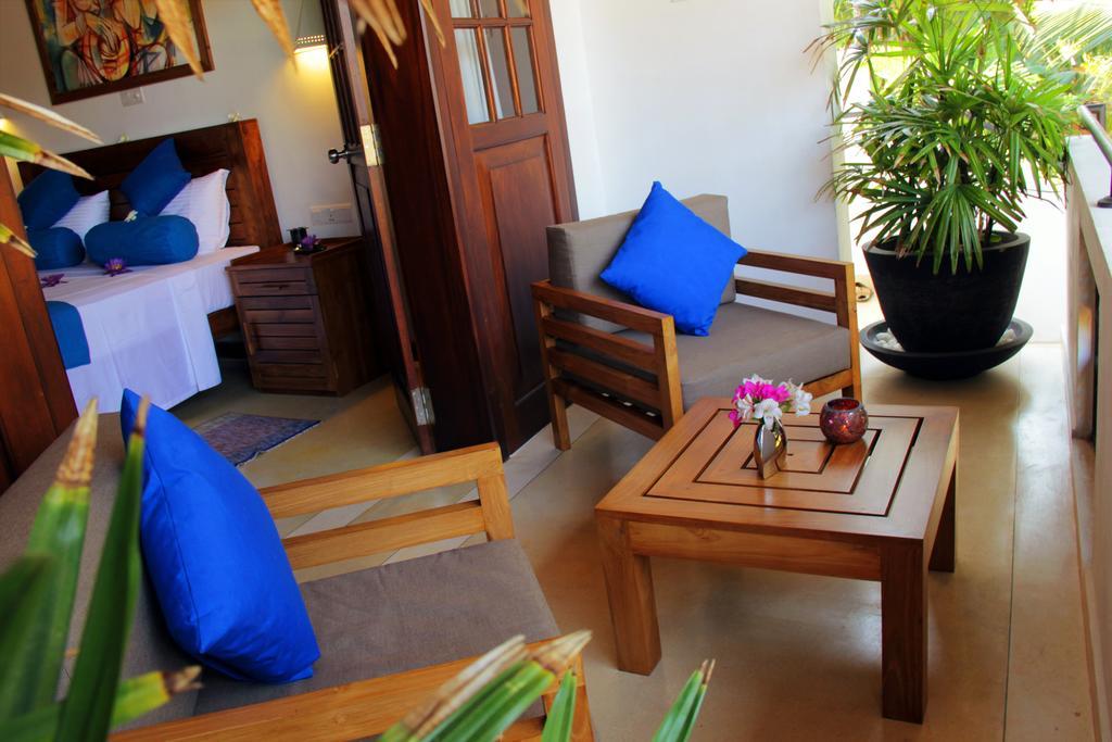 Sky And Sand Guesthouse Beruwala Habitación foto