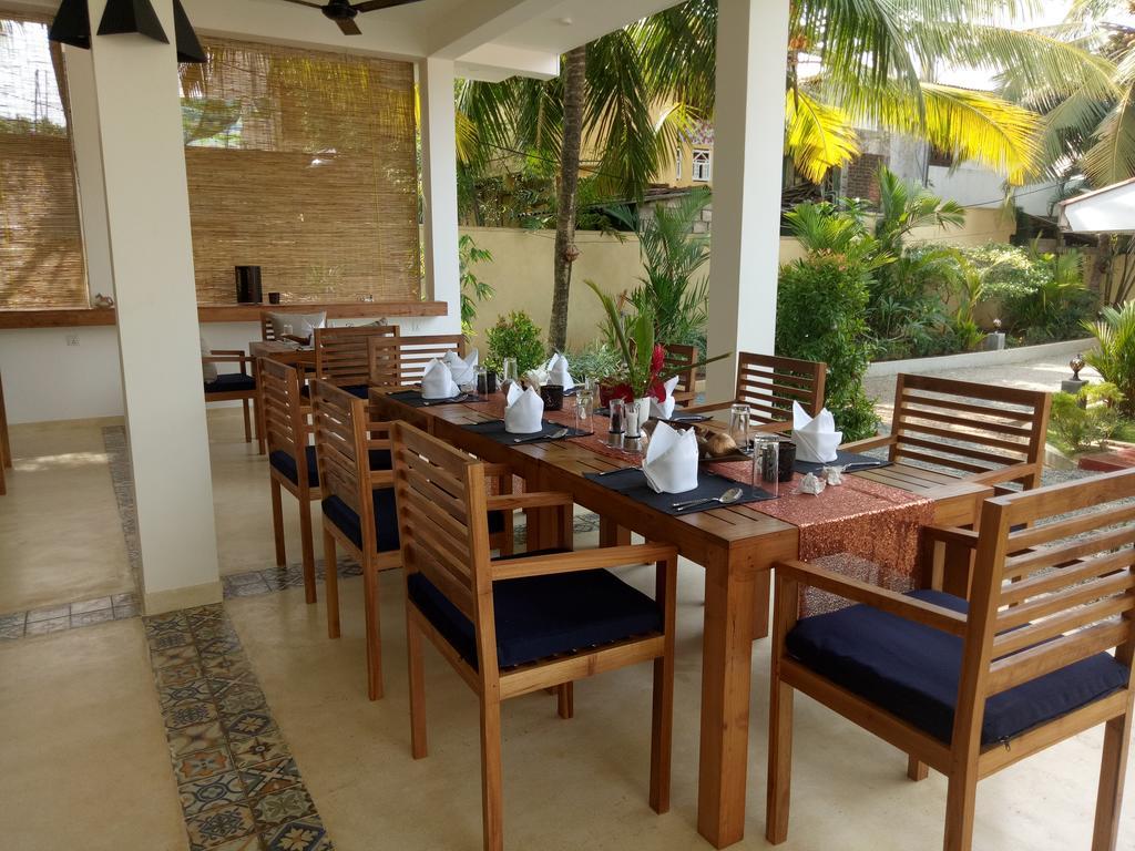 Sky And Sand Guesthouse Beruwala Exterior foto
