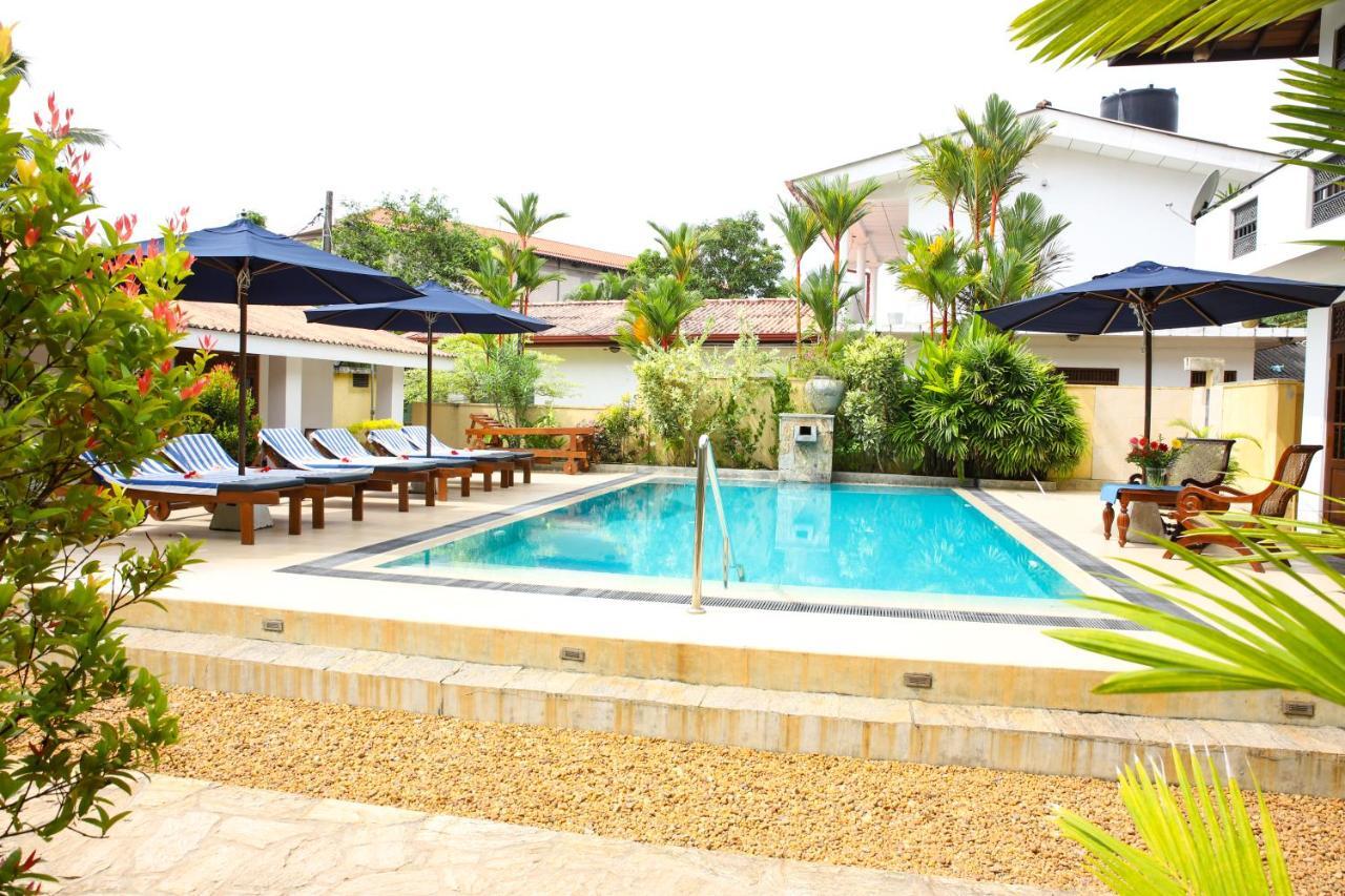 Sky And Sand Guesthouse Beruwala Exterior foto