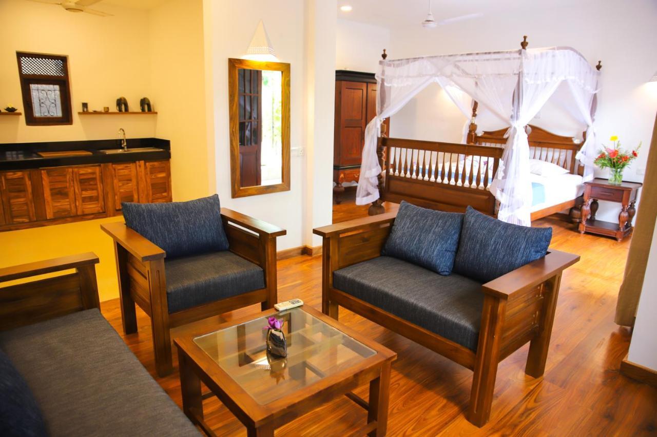 Sky And Sand Guesthouse Beruwala Exterior foto